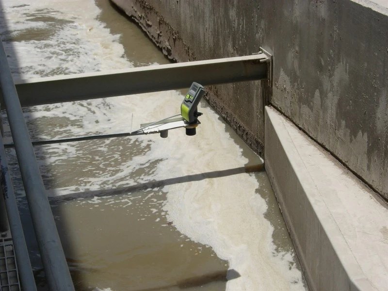 Sensor measures in flume Sensor measures in flume